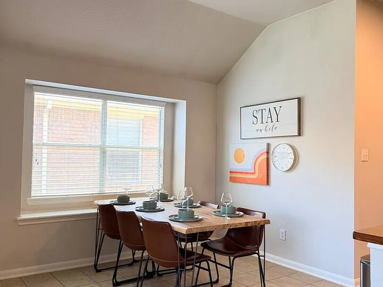 Dawn Spring Dr — Photo 23