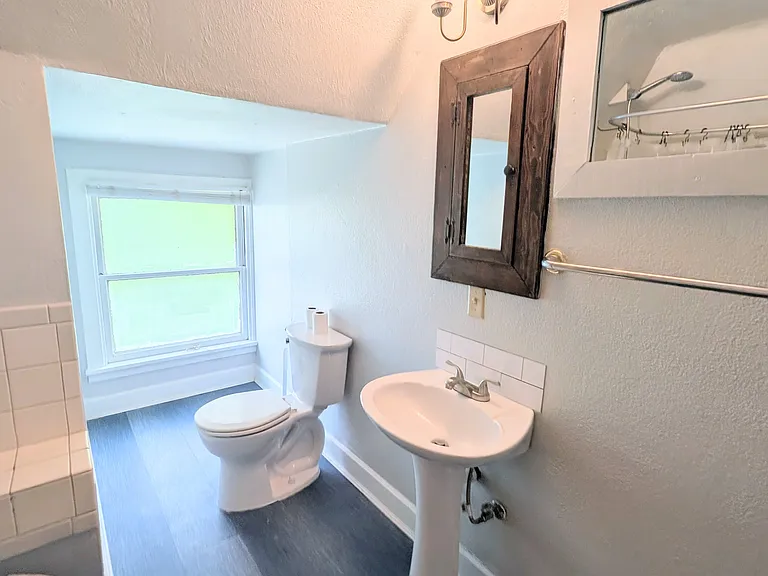 2312 W Pacific Ave #5 — Photo 8