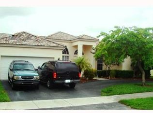 3511 Southern Orchard Rd E, Davie, FL 33328