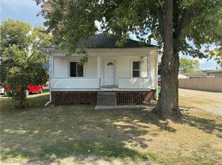 2025 N Water Street Ext, Uhrichsville, OH 44683