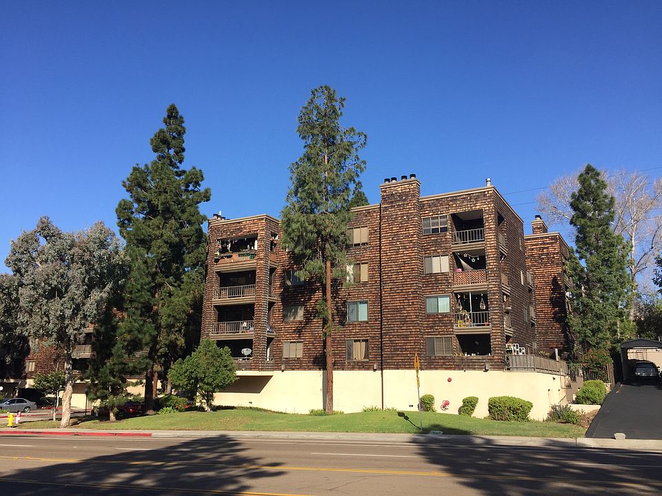 2nd image of 5790 Friars Rd Unit D4