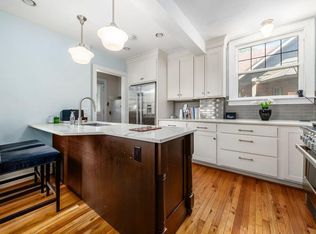 560 E North Broadway St, Columbus, OH 43214