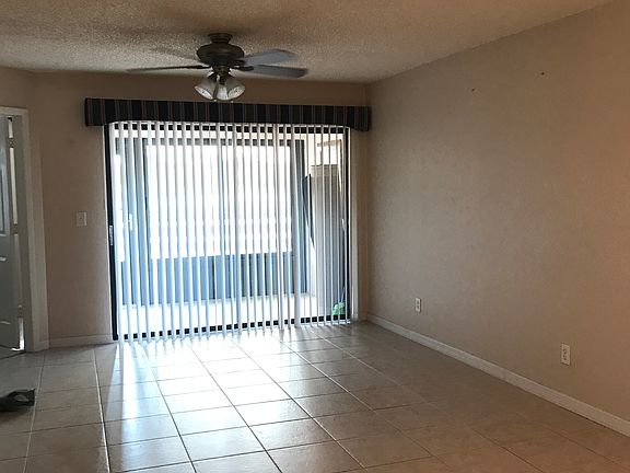 3rd image of 1803 Garden Lake Dr