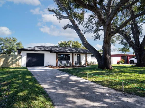 8849 109th Ln, Seminole, FL 33772