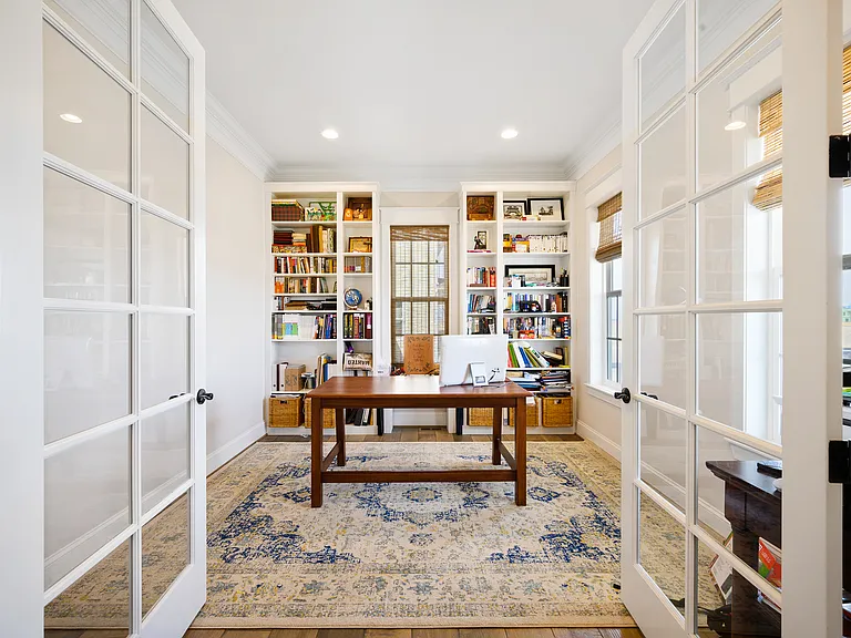 6063 Chester Way — Photo 8
