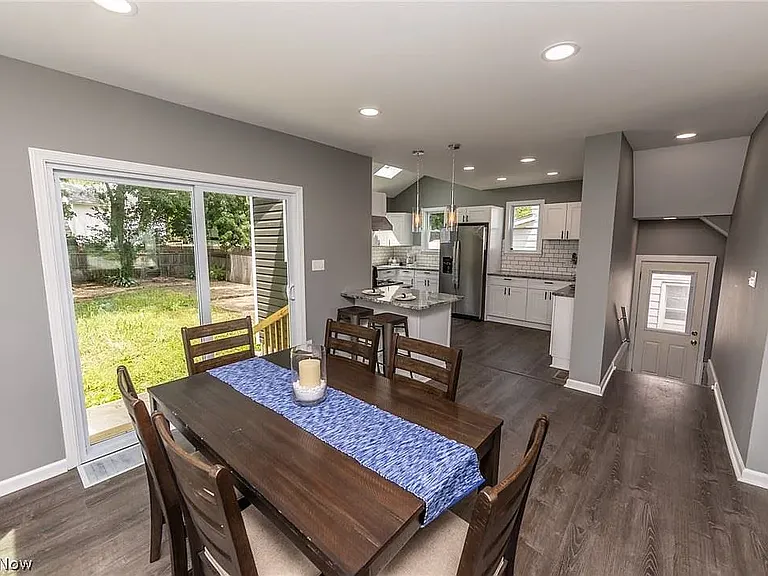 207 Lincoln Ave — Photo 6