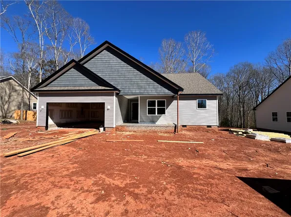 543 Lebanon Rd, Pendleton, SC 29670