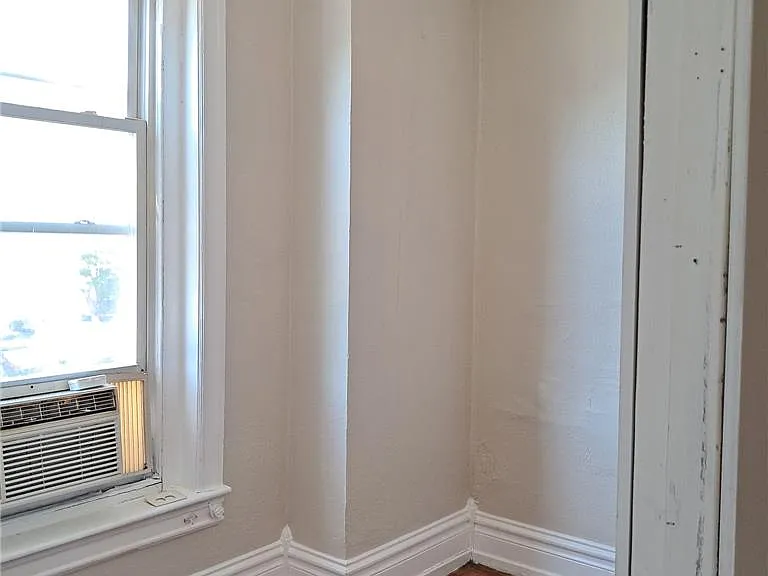 44 N 13th St #2 — Photo 5