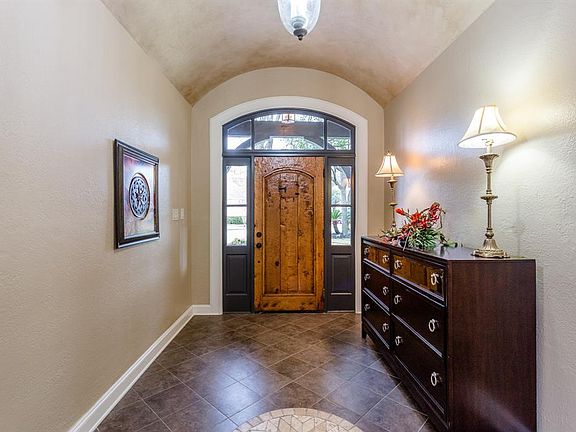 3rd image of 43 Champion Villa Dr
