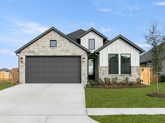 Braeswood C Exterior