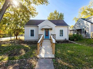 2103 W High St, Davenport, IA 52804