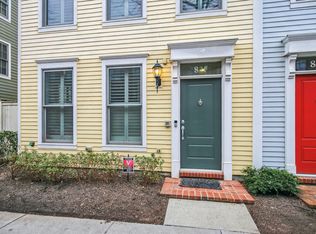 821 Parker Gray School Way, Alexandria, VA 22314
