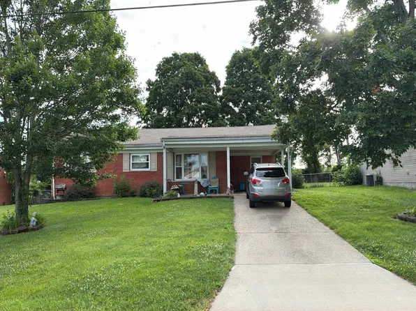 4 Airview Dr, Florence, KY 41042