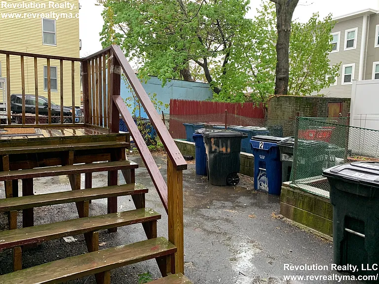 122 Thornton St #2 — Photo 10