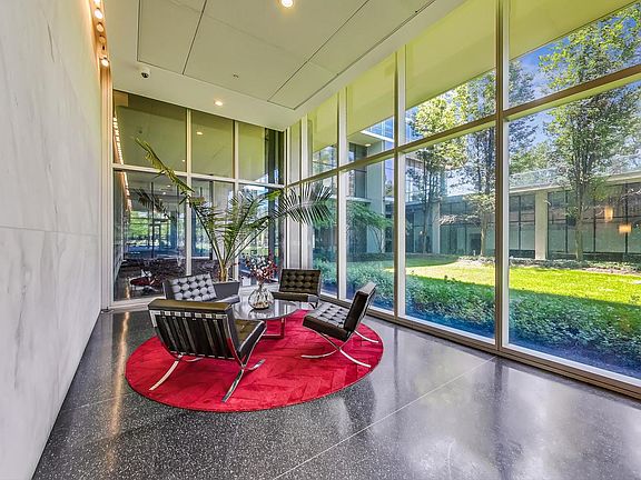 5th image of 9655 Woods Dr Unit 1405