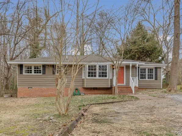 3924 Wood Dale Rd, Chester, VA 23831