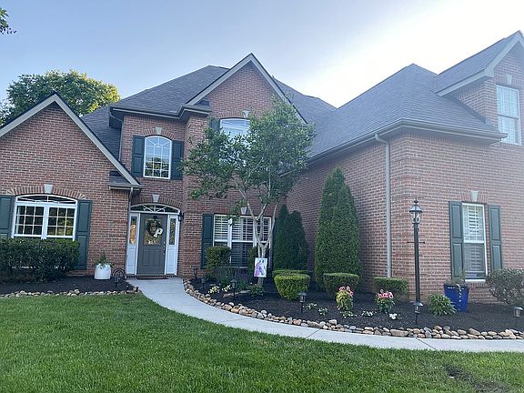 2nd image of 2619 Wild Fern Ln