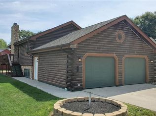 117 Vineyard Rd, Avon Lake, OH 44012