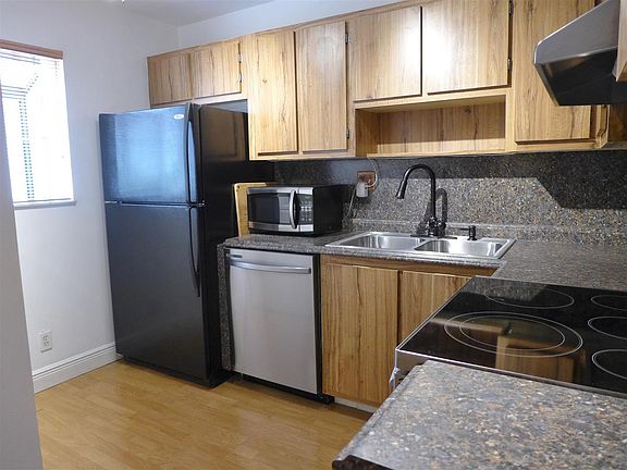 3rd image of 102 Gardens Drive #103