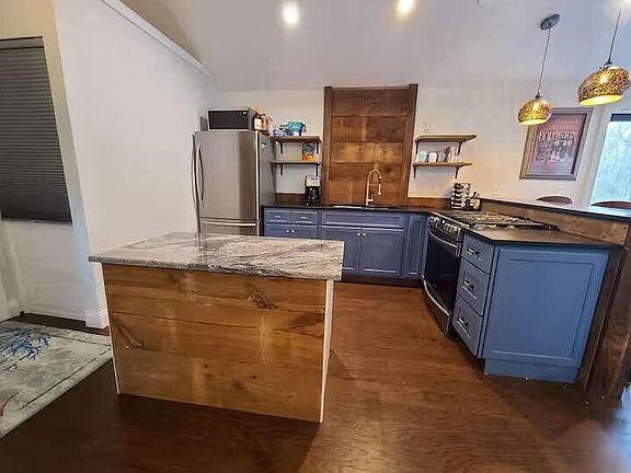 4th image of 4879 Sam King Rd