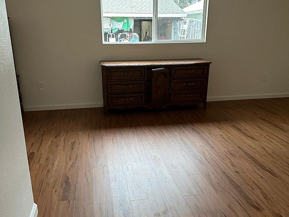 3rd image of 2390 Rainbow Ave