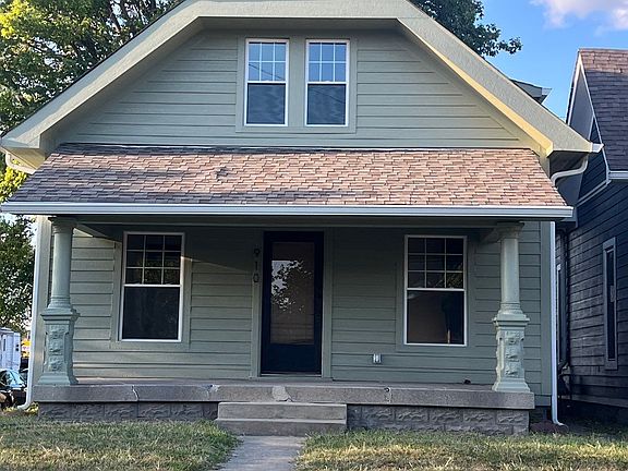 5th image of 910 Sanders St