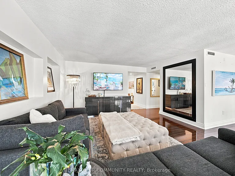 251 Queens Quay W #705 — Photo 10