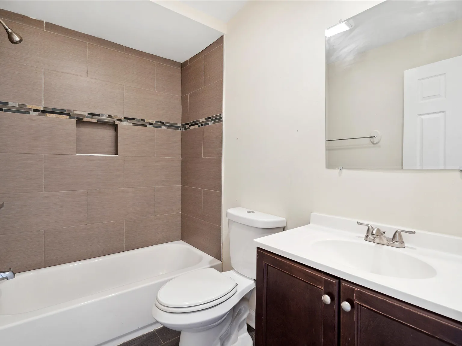 1832 W Montgomery Ave Unit B — Photo 4