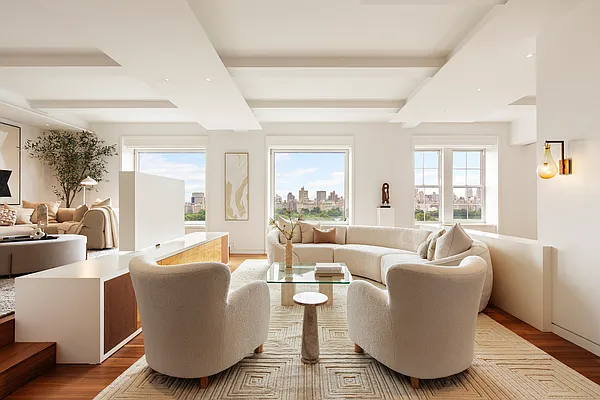 Living room, photo 1