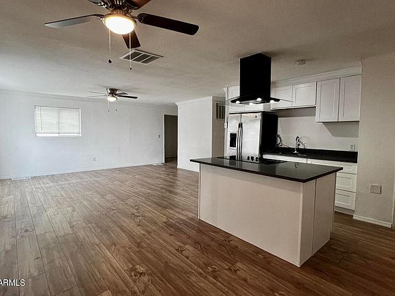 4th image of 8235 W CAMPBELL Avenue