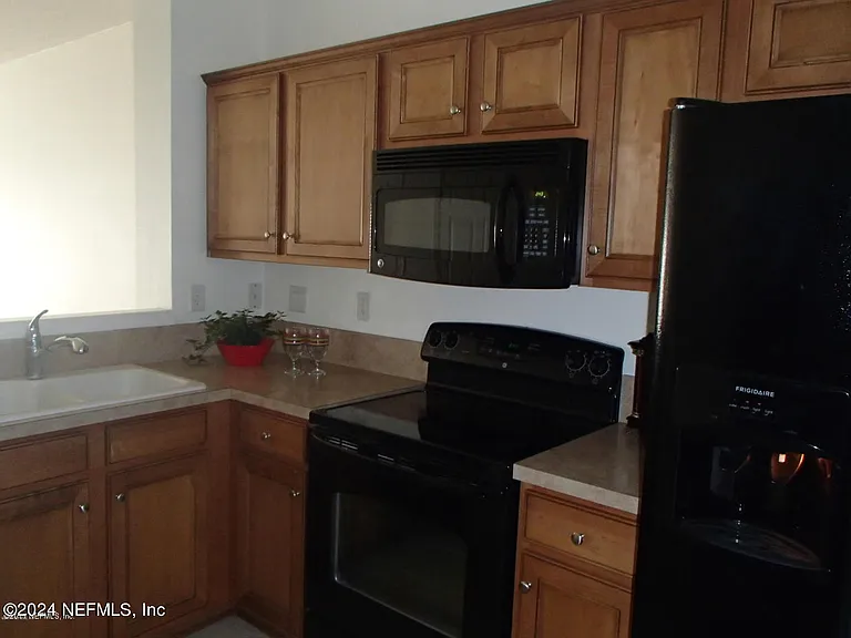 8125 Summergate Ct — Photo 8