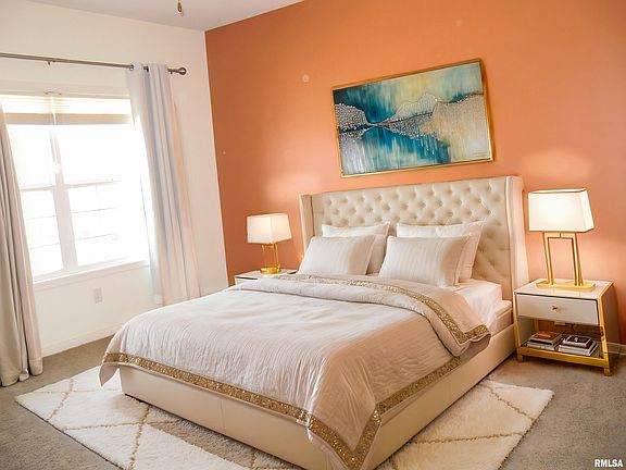 3rd image of 11217 Oakwood Dr #10