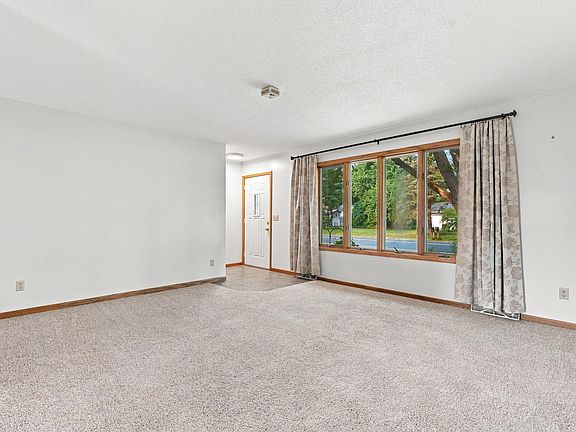 3rd image of 730 Apollo Rd