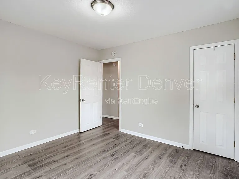 1845 W Stoll Pl — Photo 13