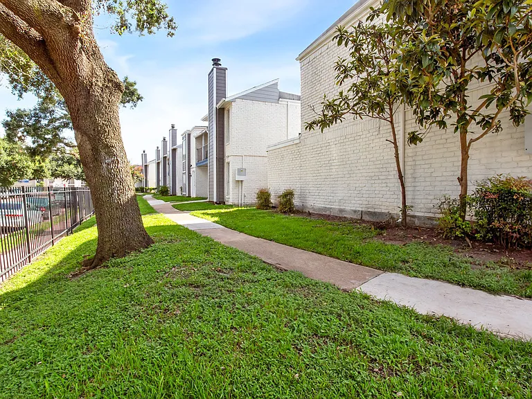 The Sanctuary at 9430 — Photo 15