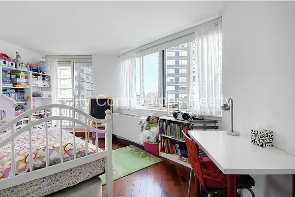 Rented by City Connections Realty | media 50