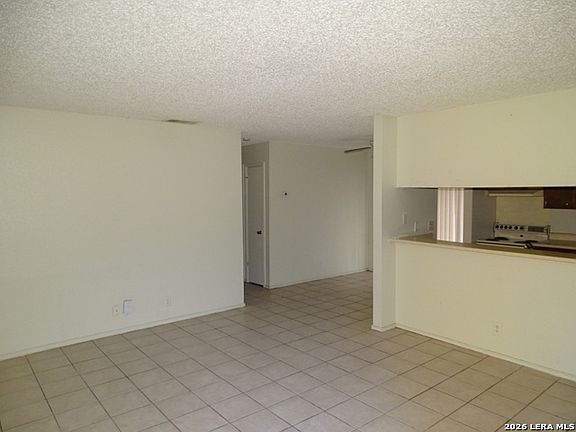 2nd image of 5215 MEADOW RISE ST