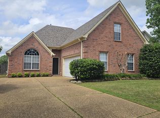 1116 Warwick Pl, Southaven, MS 38671