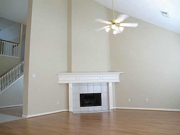 3rd image of 12014 Iris Canyon Dr