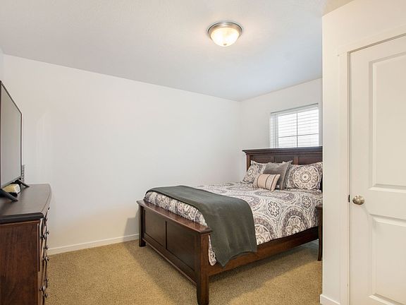 4th image of 11250 Kistler Dr Unit 4