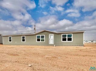 4213 Apple St, Carlsbad, NM 88220