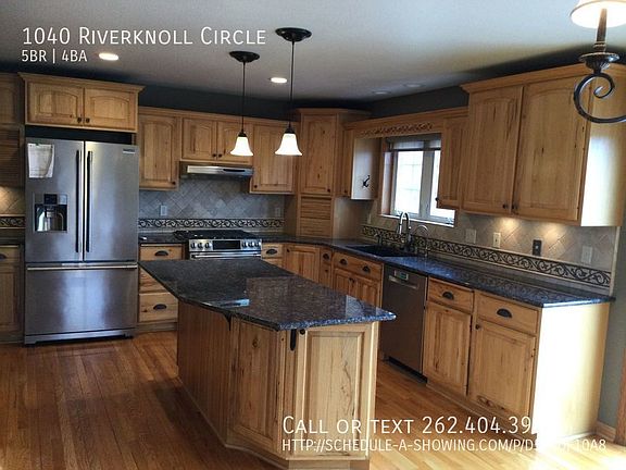 3rd image of 1040 Riverknoll Cir