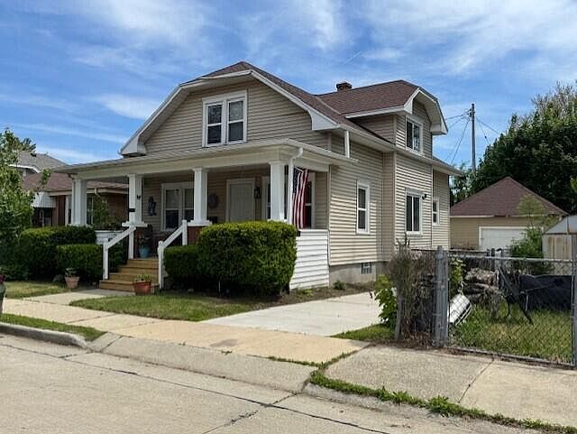 1st image of 1815 Superior STREET