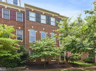 43787 Apache Wells Ter, Leesburg, VA 20176