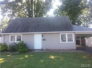 1215 W Rosemont Dr, Bethlehem, PA 18018