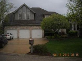 2 Potomac Ct, Bolingbrook, IL 60440