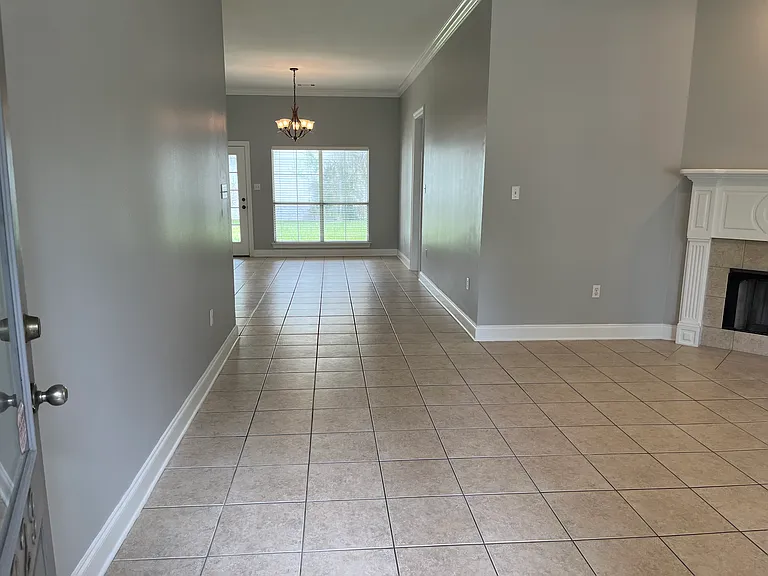 7929 Essen Cove Dr — Photo 4