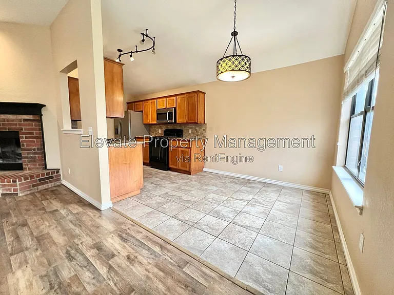 16405 Otter Dr — Photo 19