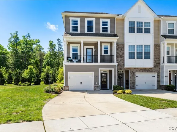 6101 W Stonepath Garden Dr, Chester, VA 23831