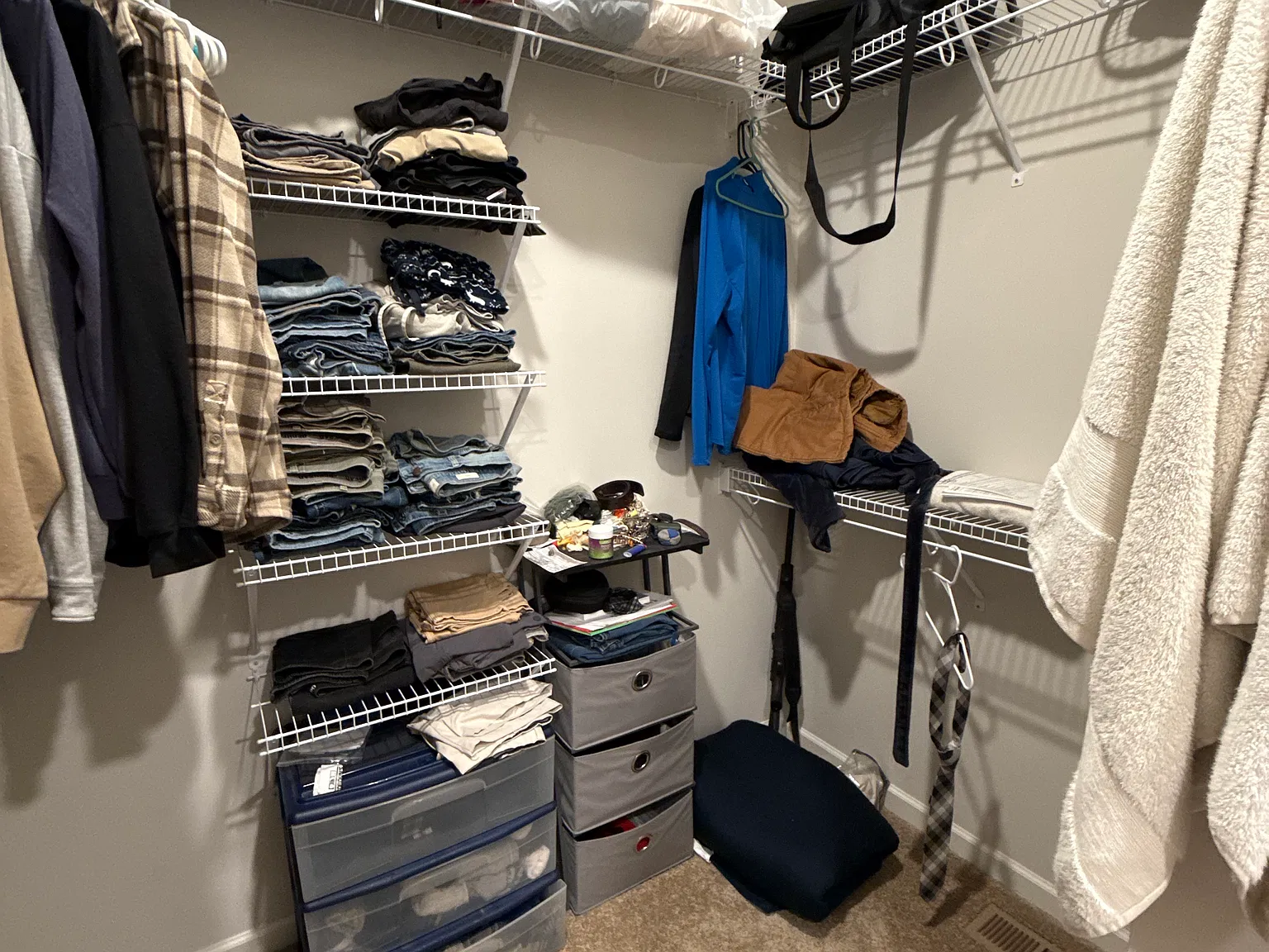 2 bed, 1200 sqft, $2,100 — Photo 3
